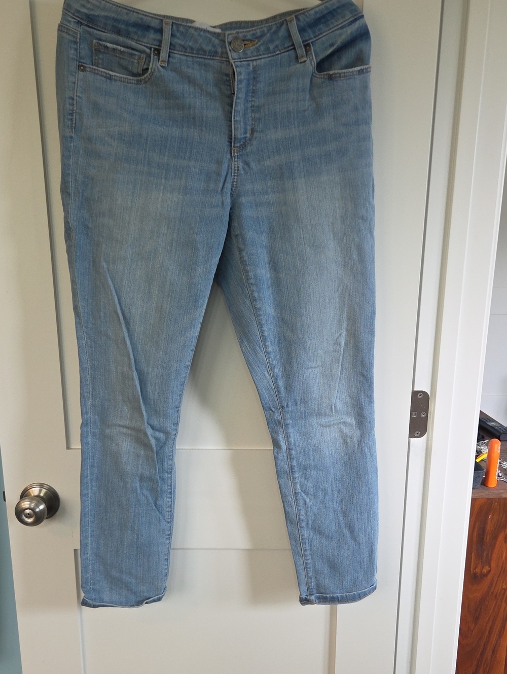 LOFT Light Blue Cropped Women's Denim Jeans